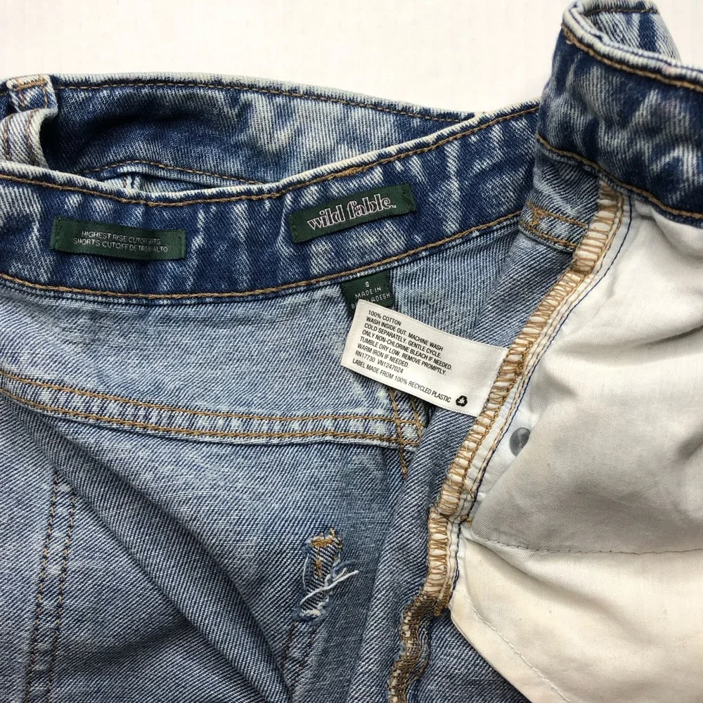 Wild Fable Distressed Blue Size 8 Denim Shorts